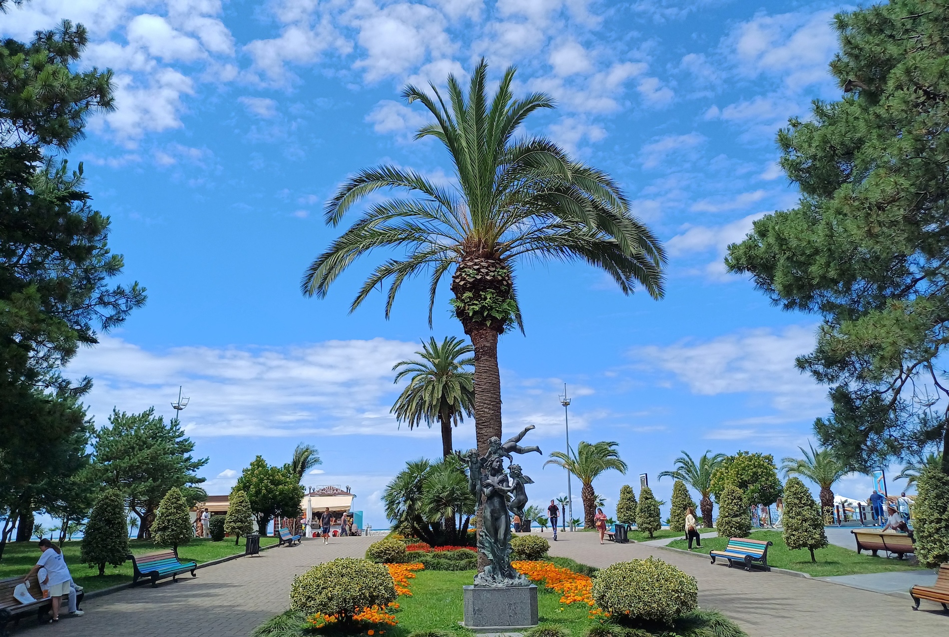 From the Black Sea to Tskaltubo's Healing Springs – 5-Day Western Georgia Tour