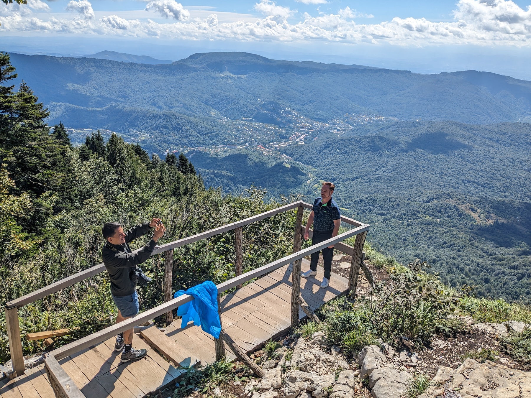 From the Black Sea to Tskaltubo's Healing Springs – 5-Day Western Georgia Tour